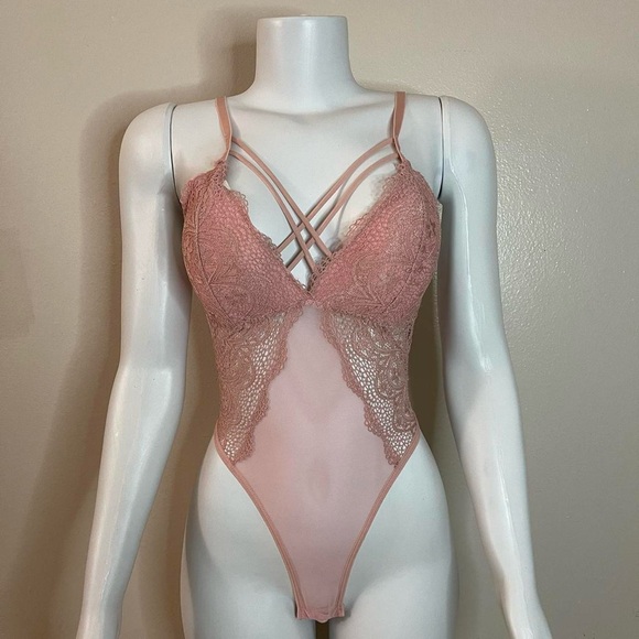 Light pink mesh strappy bust removable pads lace teddy bodysuit - Picture 1 of 10